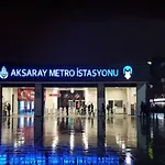 Privat bolig Feeling At In Center 5 Minutes Walk To The Atakoey Metro Station & Metrobus *