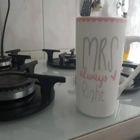 Feeling At In Center 5 Minutes Walk To The Atakoey Metro Station & Metrobus Ubytování v soukromí Istanbulská provincie