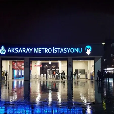 Ubytování v soukromí Feeling At In Center 5 Minutes Walk To The Atakoey Metro Station & Metrobus *