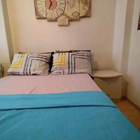 Feeling At In Center 5 Minutes Walk To The Atakoey Metro Station & Metrobus Homestay Istanbul