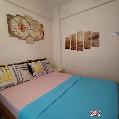 Feeling At In Center 5 Minutes Walk To The Atakoey Metro Station & Metrobus