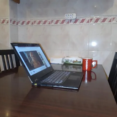 Feeling At In Center 5 Minutes Walk To The Atakoey Metro Station & Metrobus Ubytování v soukromí *