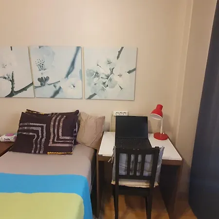 Ubytování v soukromí Feeling At In Center 5 Minutes Walk To The Atakoey Metro Station & Metrobus